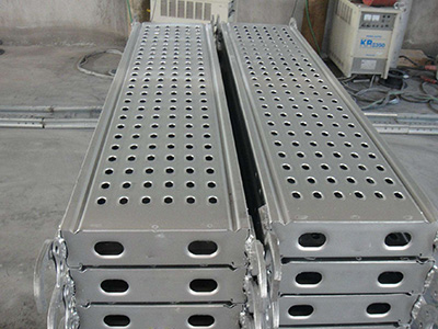 鍍鋅鋼跳板生產(chǎn)中的模具維護技巧