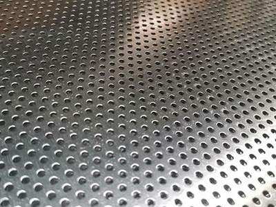 鍍鋅圓孔網設計的裝飾性提升