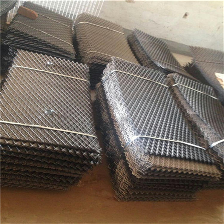 鋼架板生產中的材料替代研究